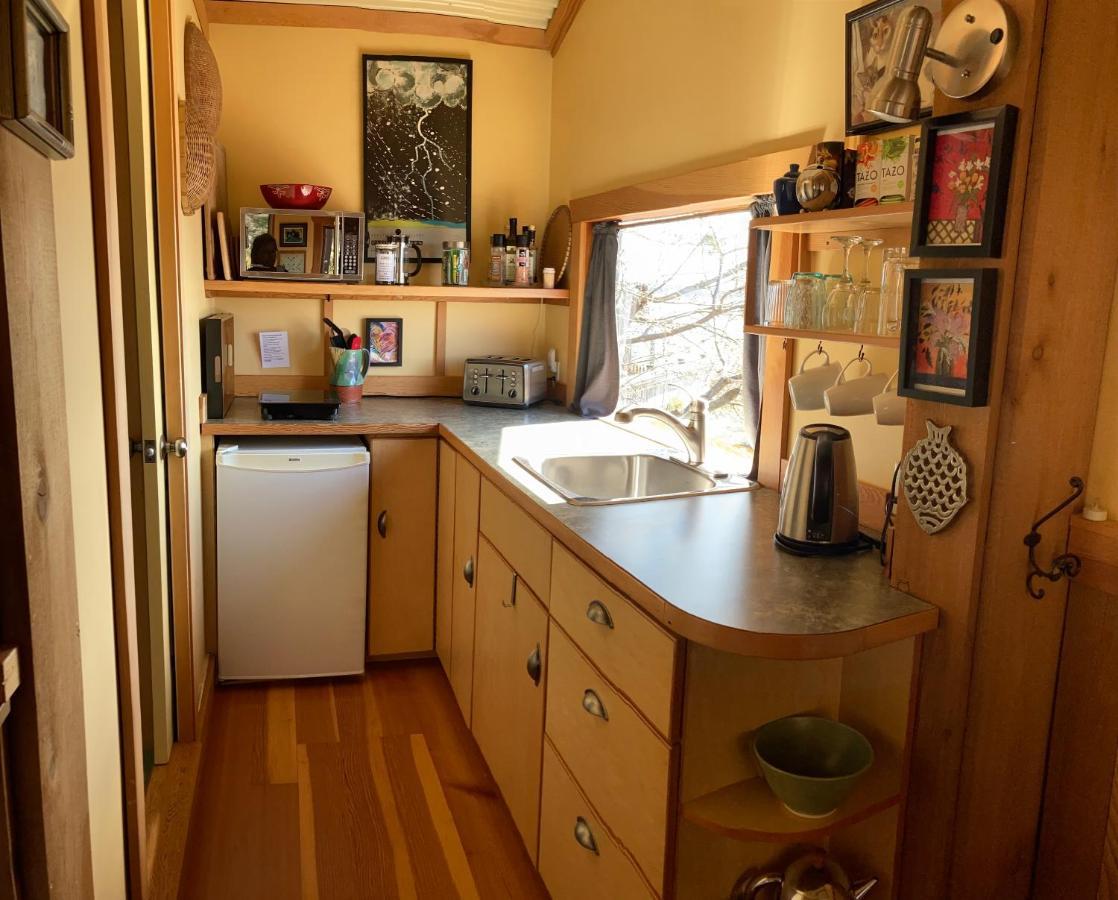 Blitz Beach House Oceanside Suite Powell River Zewnętrze zdjęcie