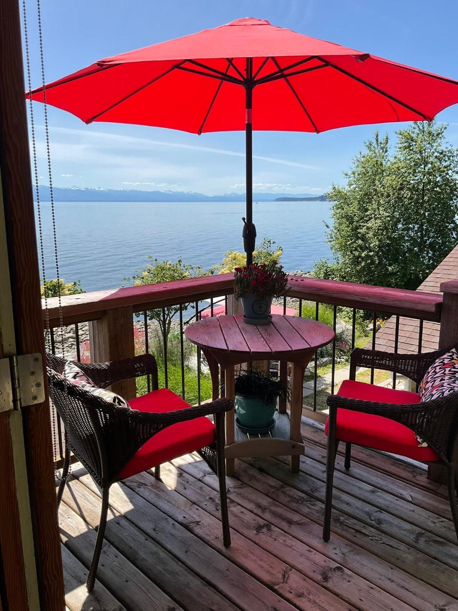 Blitz Beach House Oceanside Suite Powell River Zewnętrze zdjęcie